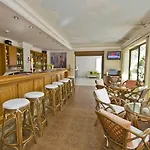 Nafsika Hotel 2*