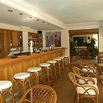 Nafsika Hotel 2*
