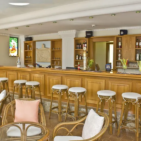 ναυσικά Rhodes City