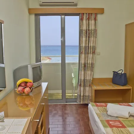 Nafsika 2* Rhodes City