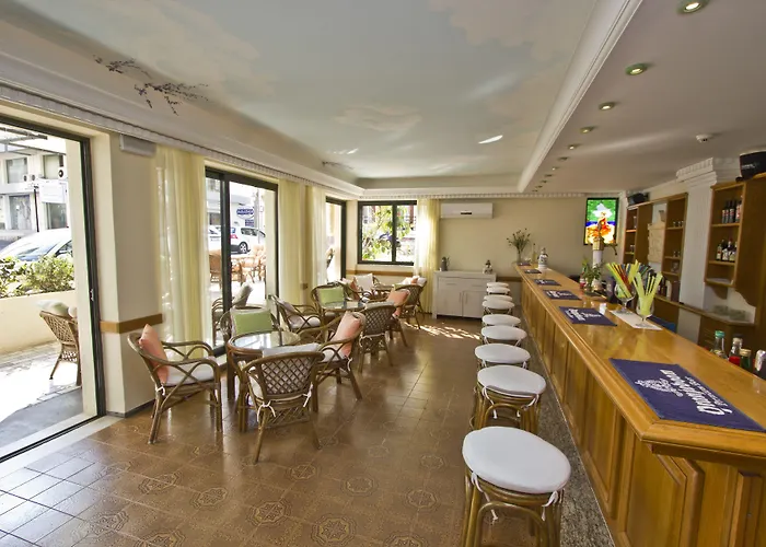 Nafsika Szálloda 2*