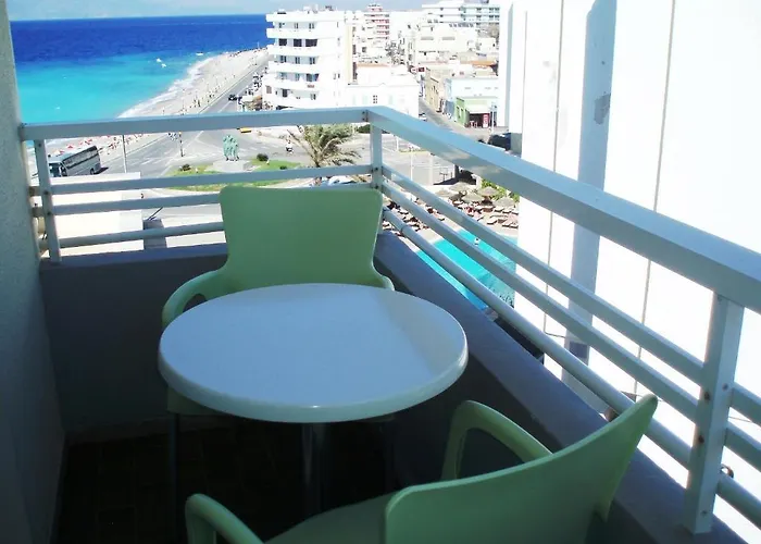 Nafsika Szálloda 2*